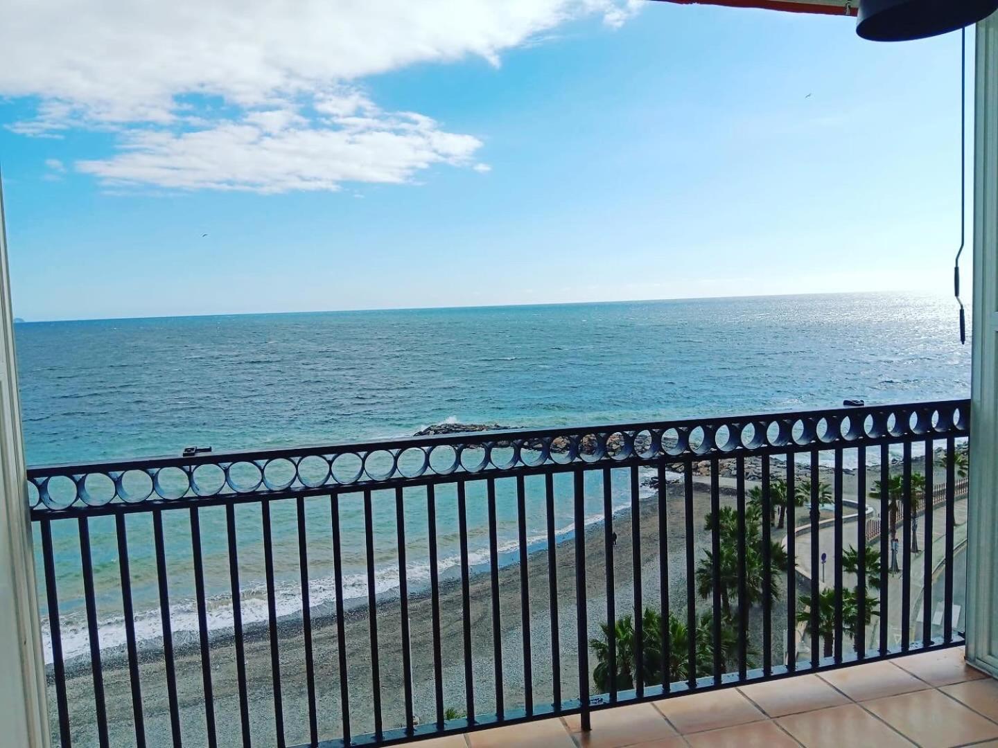 Balcon Playa Y Piscina Velimar Pondos Lejlighed Almuñécar Eksteriør billede